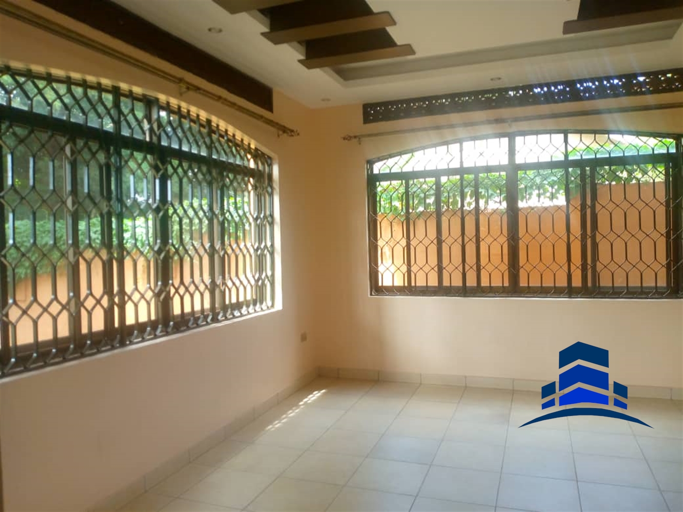 Villa for rent in Muyenga Kampala