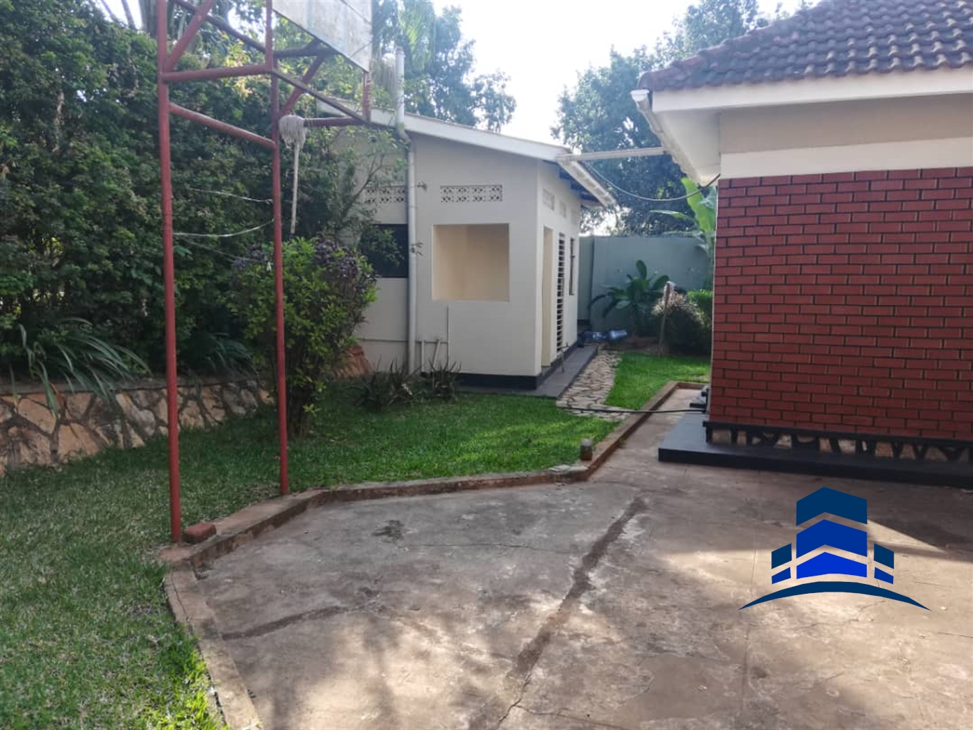 Villa for sale in Kitintale Kampala