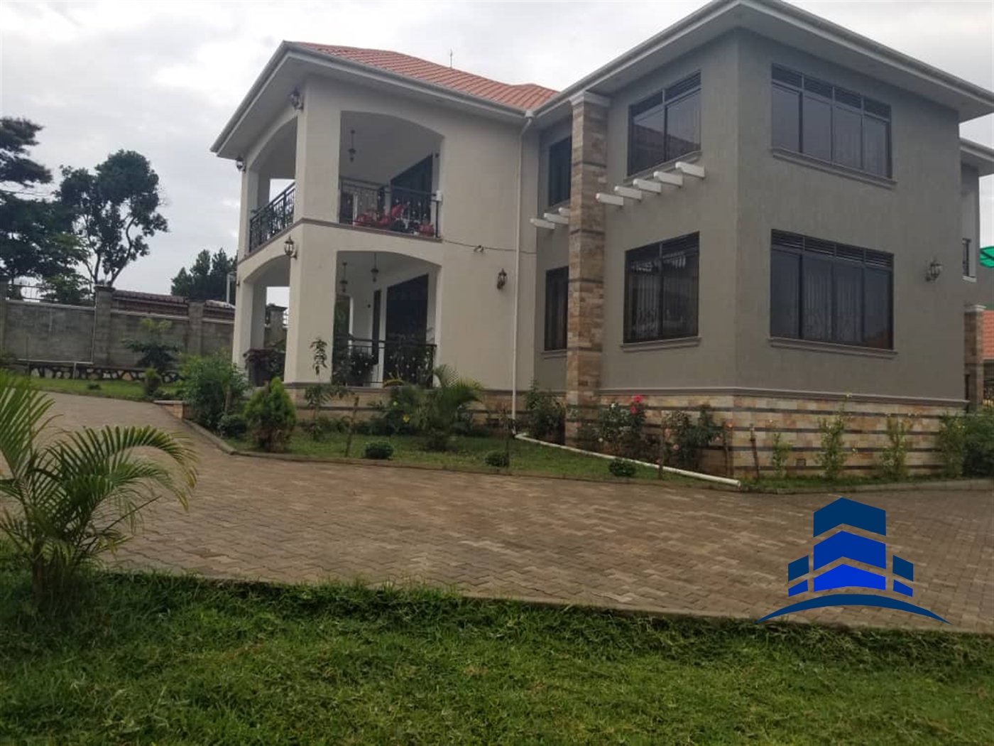 Mansion for sale in Garuga Wakiso