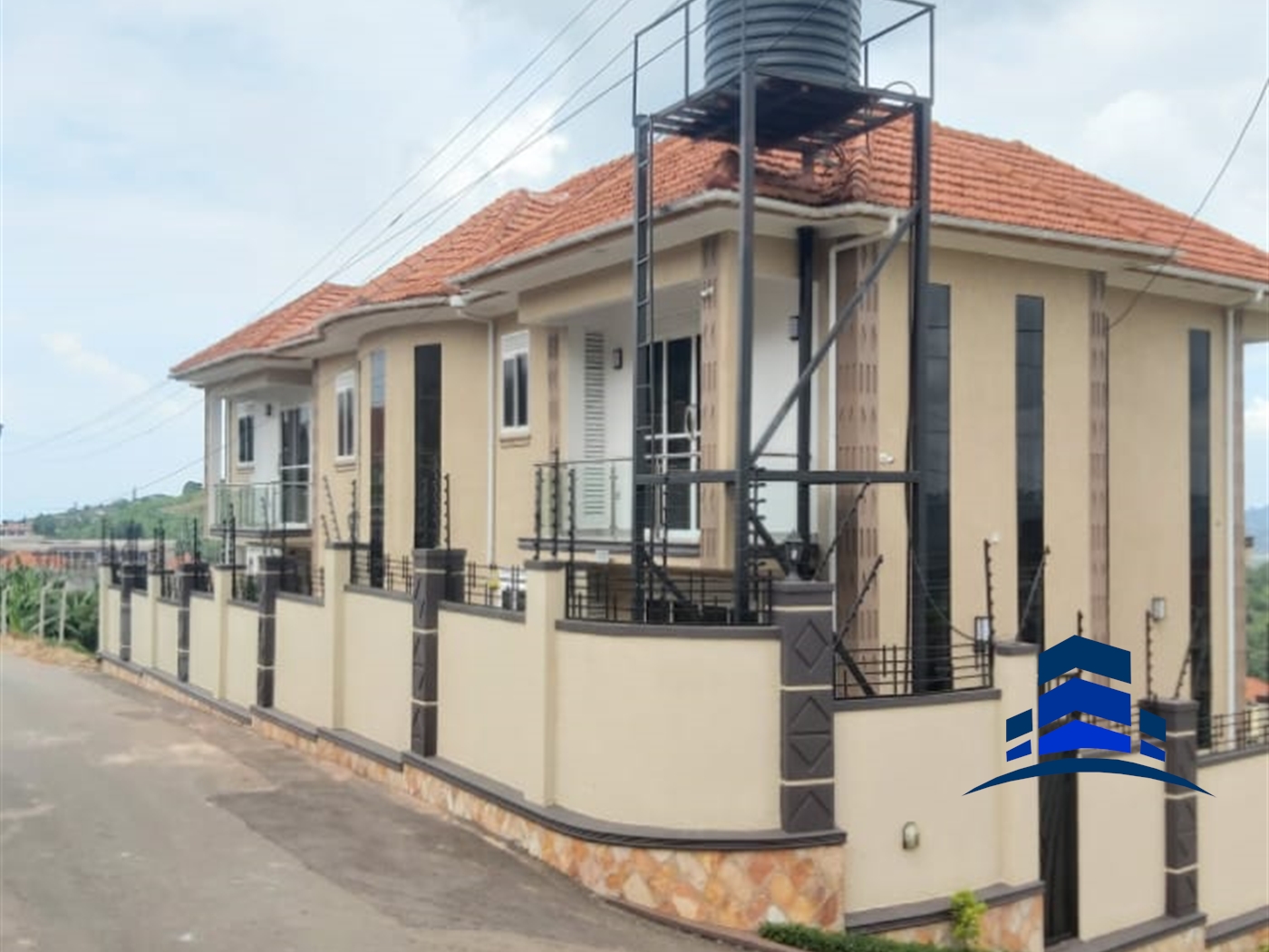 Mansion for sale in Lubowa Wakiso