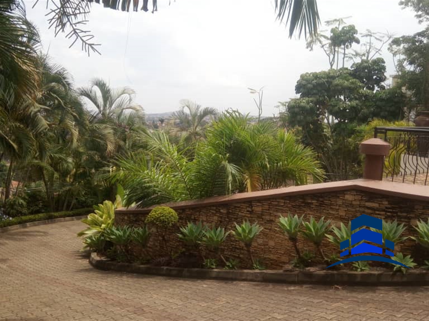 Villa for sale in Naguru Kampala