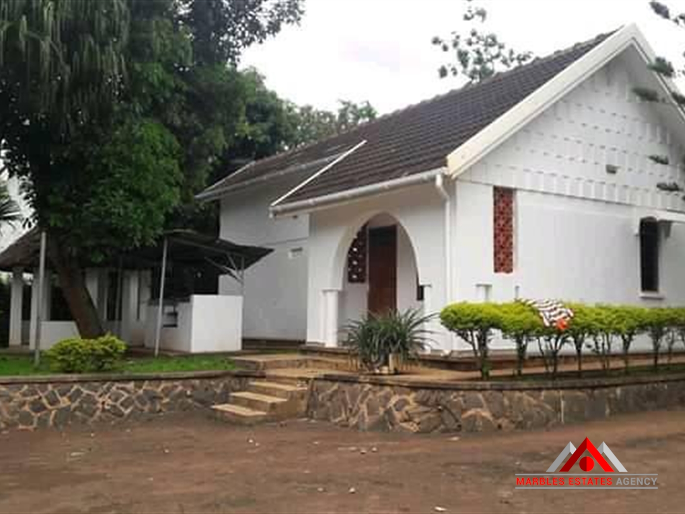 Bungalow for rent in Naguru Kampala