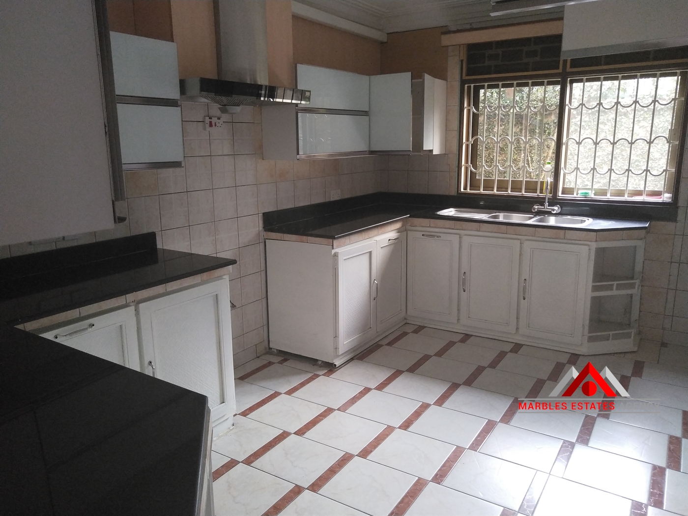 Villa for rent in Naguru Kampala