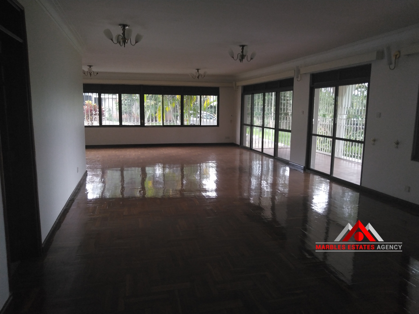 Storeyed house for rent in Bugoloobi Kampala