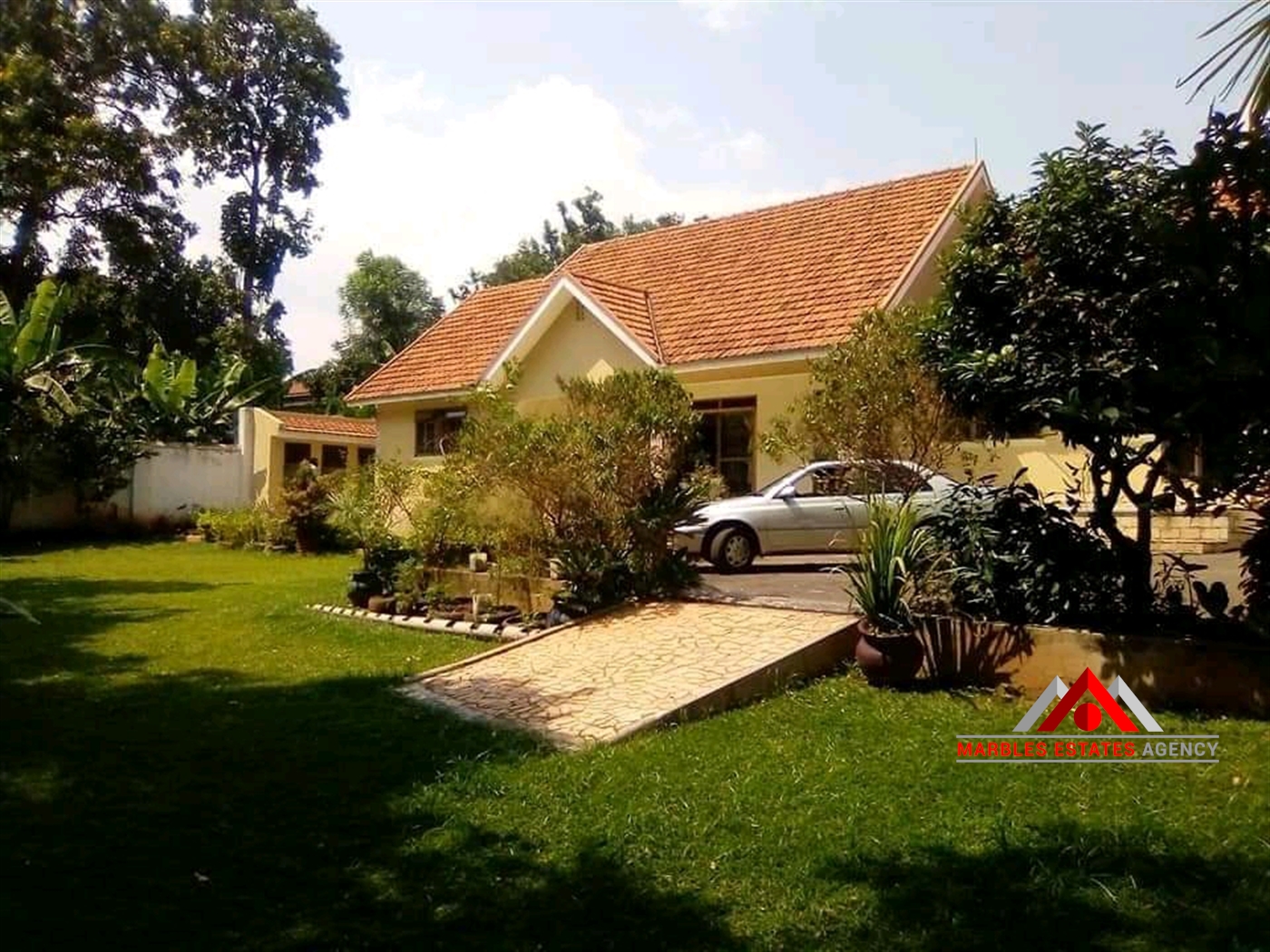 Bungalow for sale in Bukoto Kampala