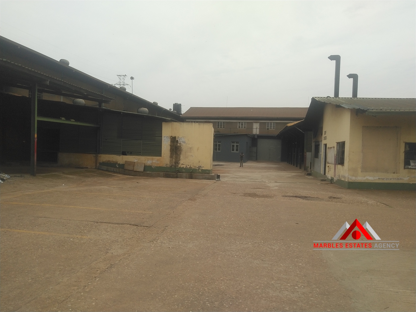 Warehouse for rent in Bugoloobi Kampala