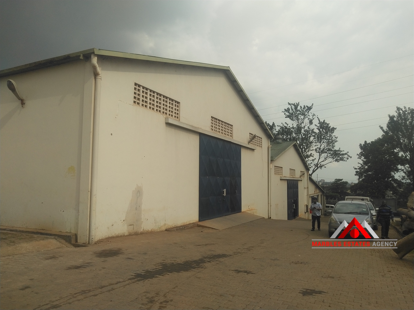 Warehouse for rent in Bugoloobi Kampala