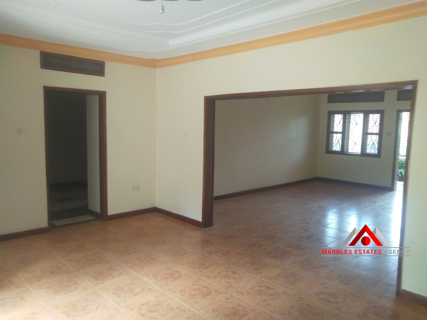 Bungalow for rent in Kololo Kampala