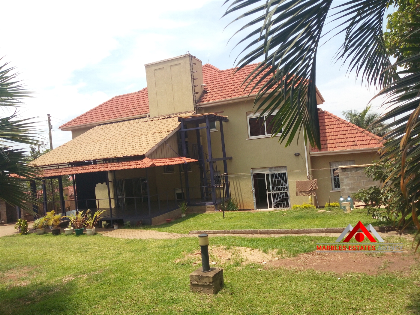 Storeyed house for rent in Muyenga Kampala