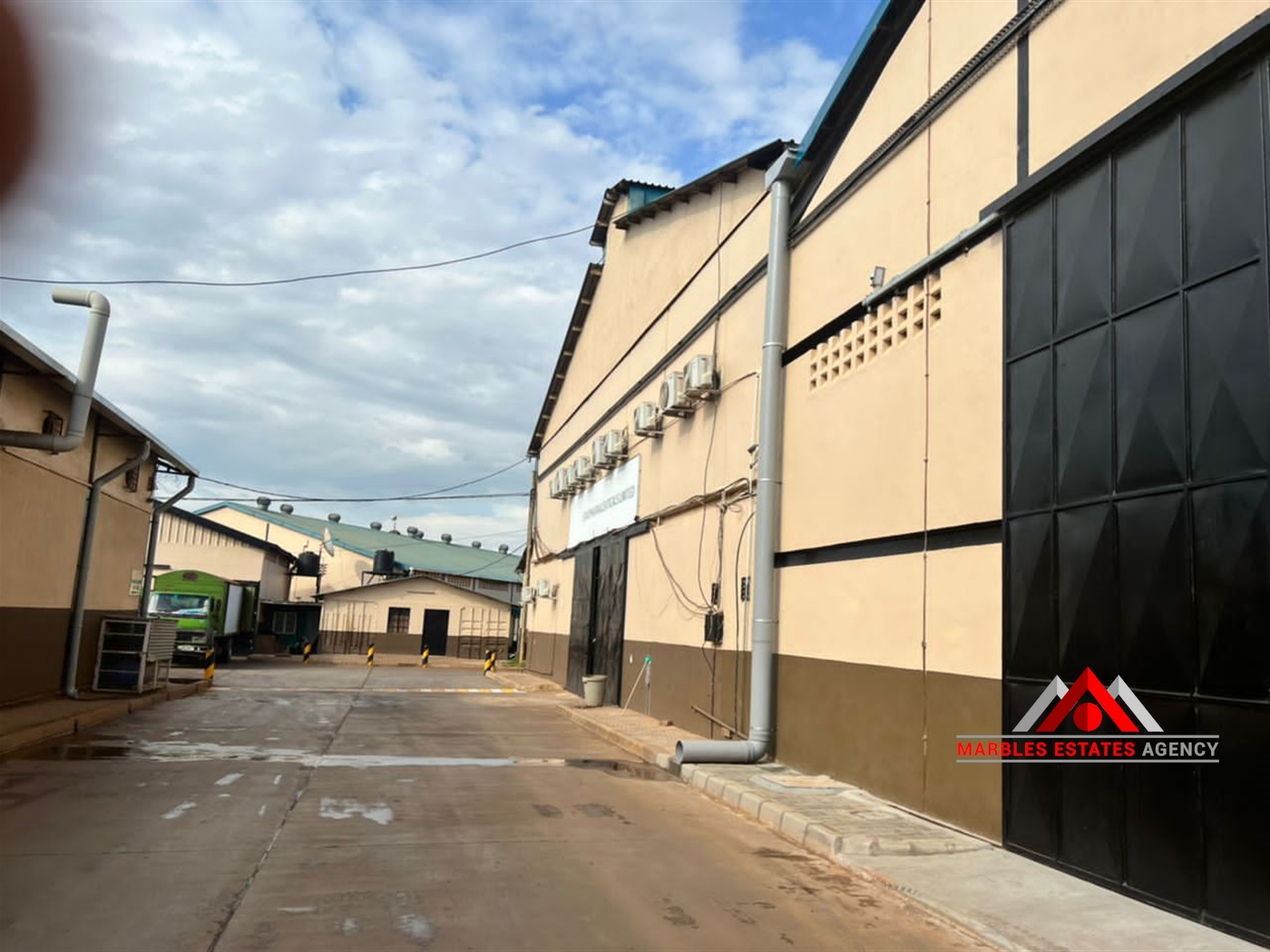 Warehouse for rent in Kampala Kampala