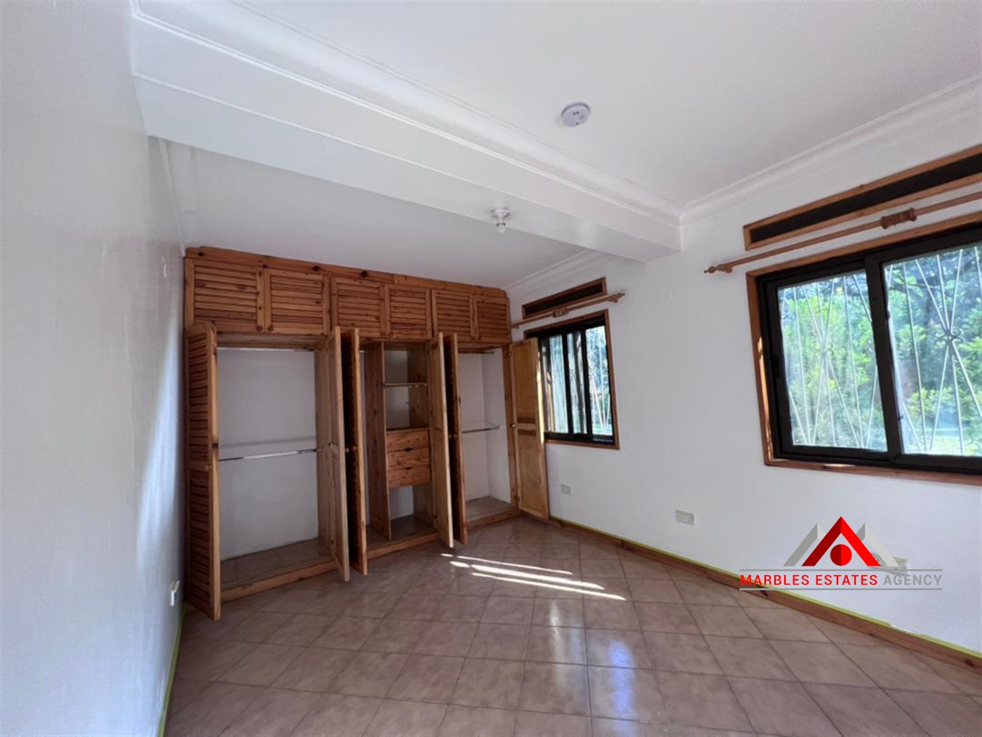 Storeyed house for rent in Kololo Kampala