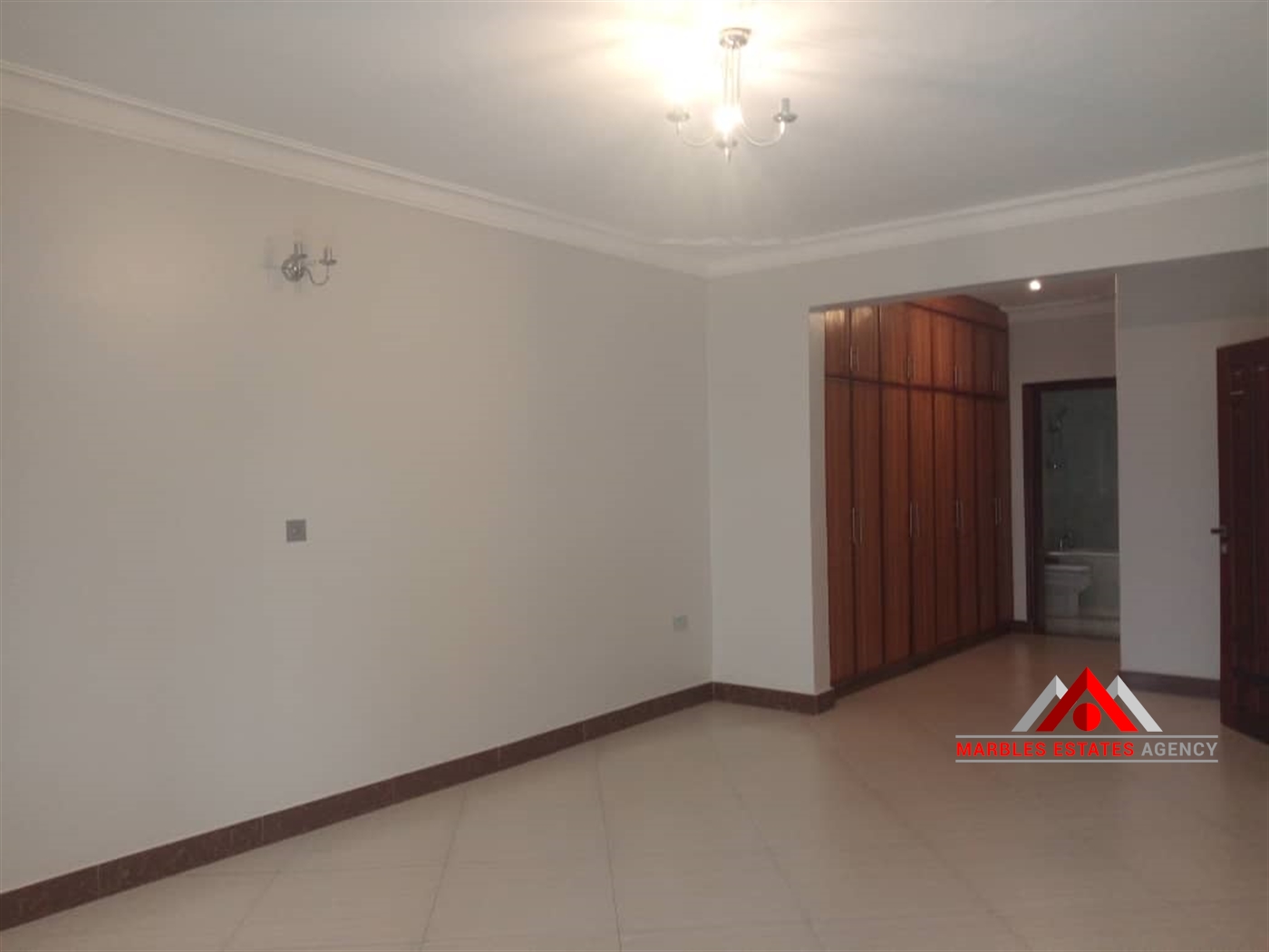 Duplex for rent in Kololo Kampala