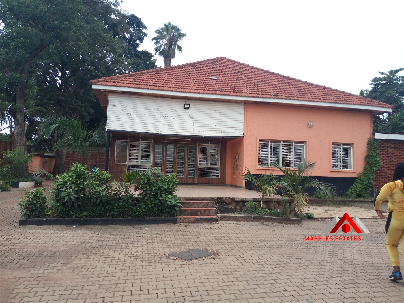 Office Space for rent in Bugoloobi Kampala