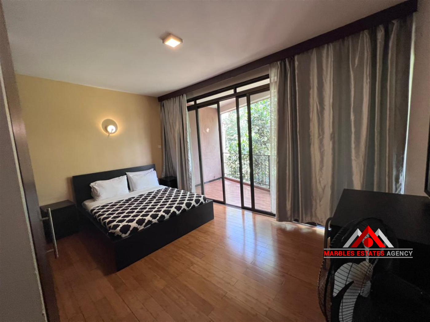 Town House for rent in Kololo Kampala