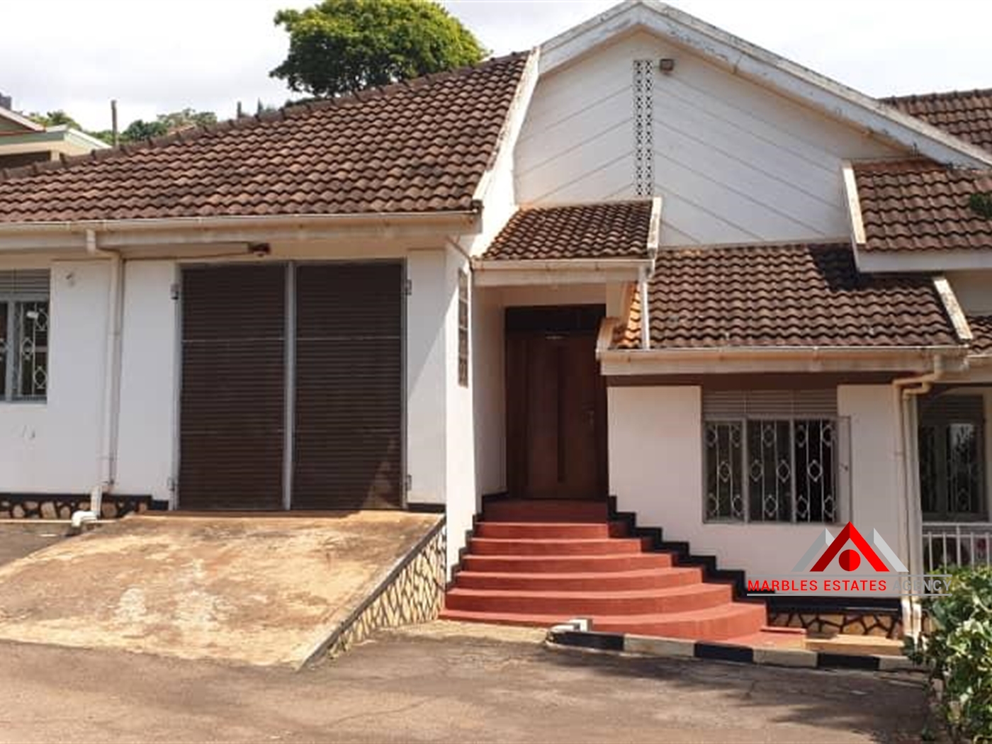 Storeyed house for sale in Makindye Kampala