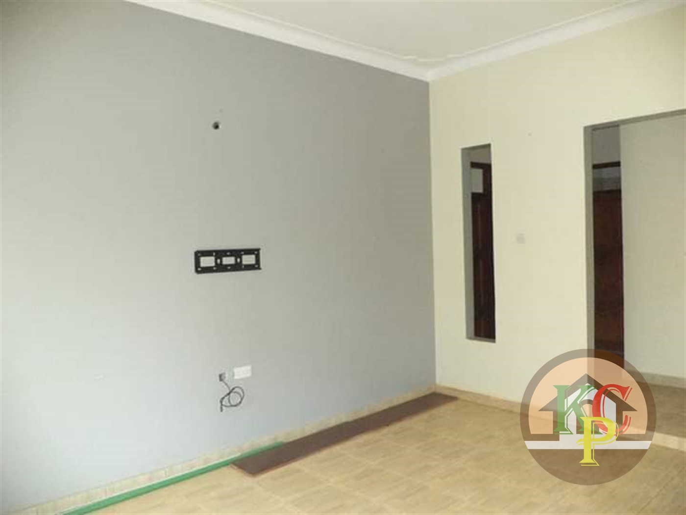 Bungalow for rent in Kira Wakiso