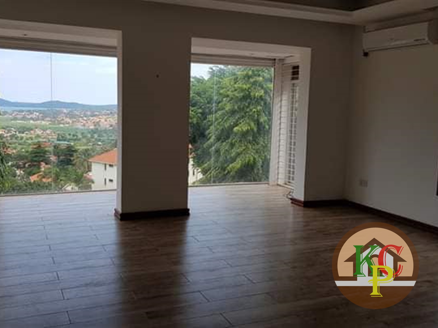 Mansion for rent in Muyenga Kampala