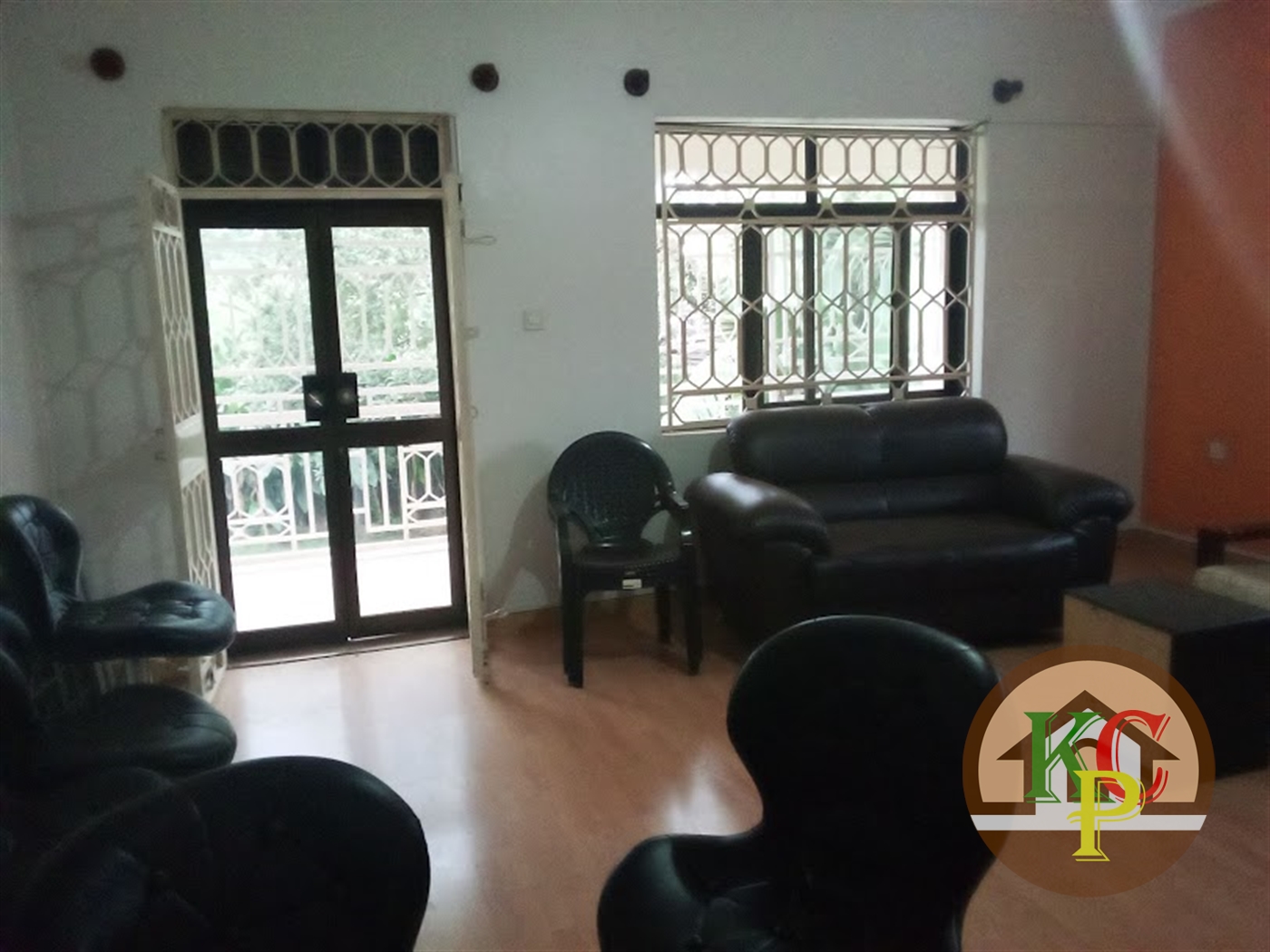 Mansion for rent in Bugoloobi Kampala