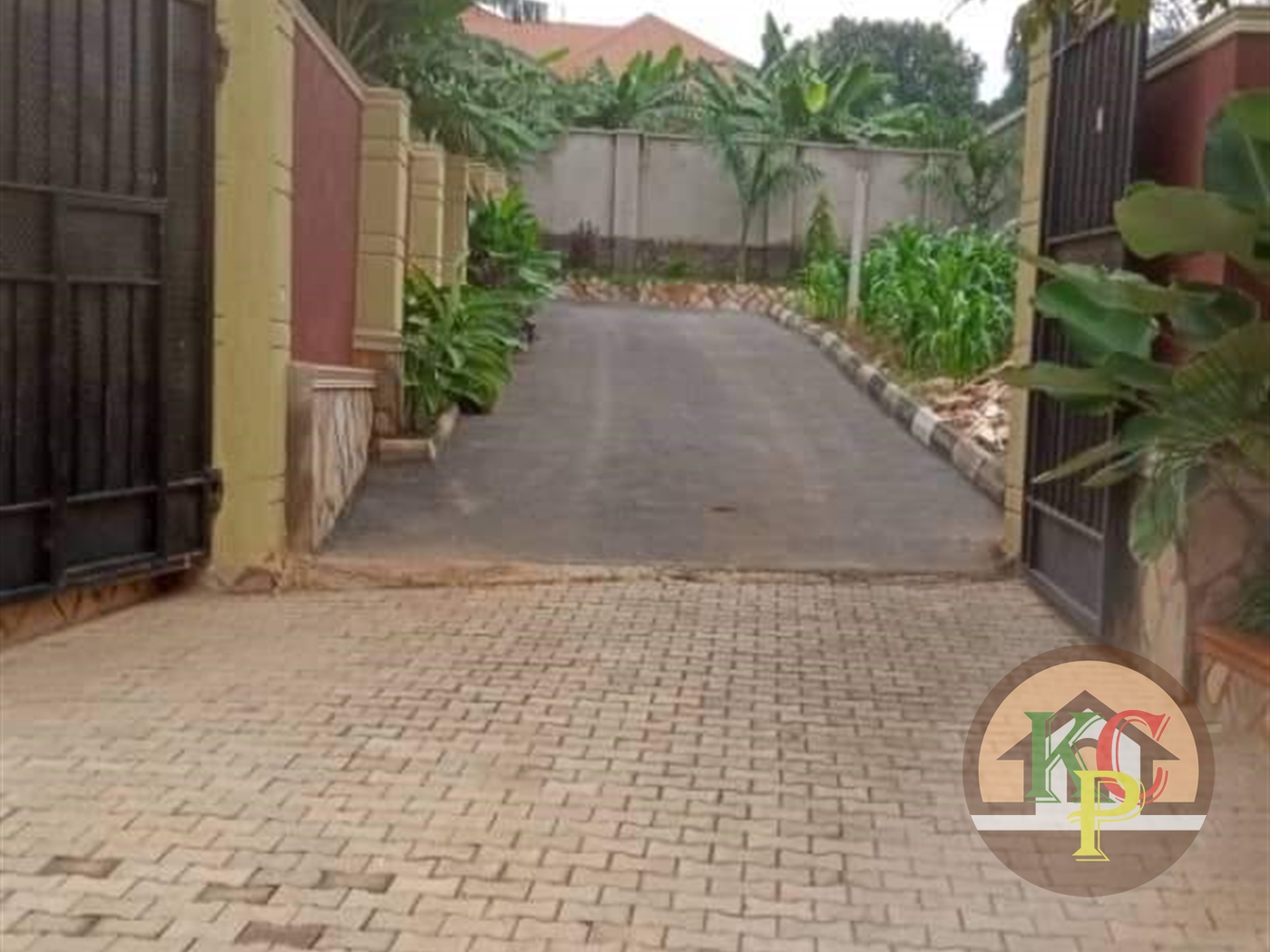 Bungalow for sale in Kira Wakiso