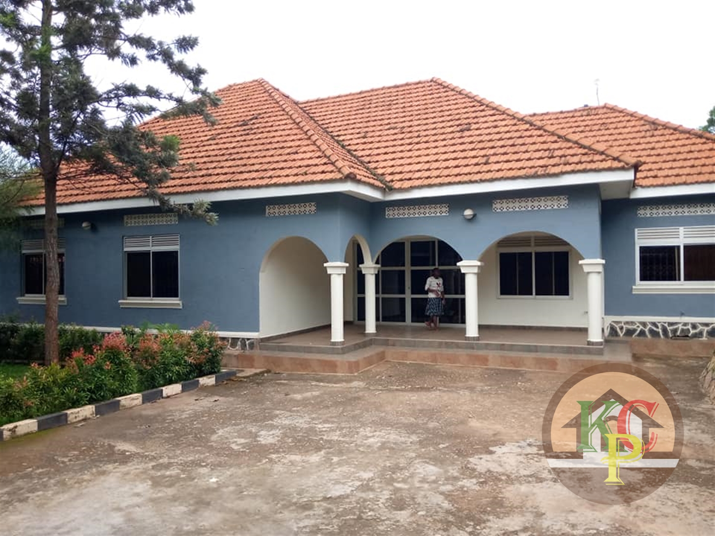 Bungalow for rent in Muyenga Kampala