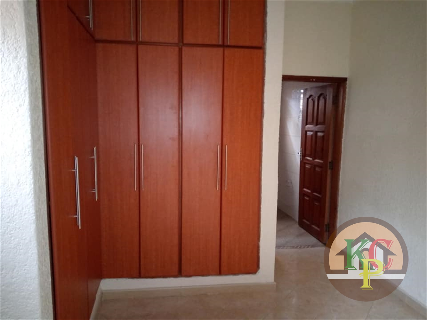 Bungalow for rent in Muyenga Kampala