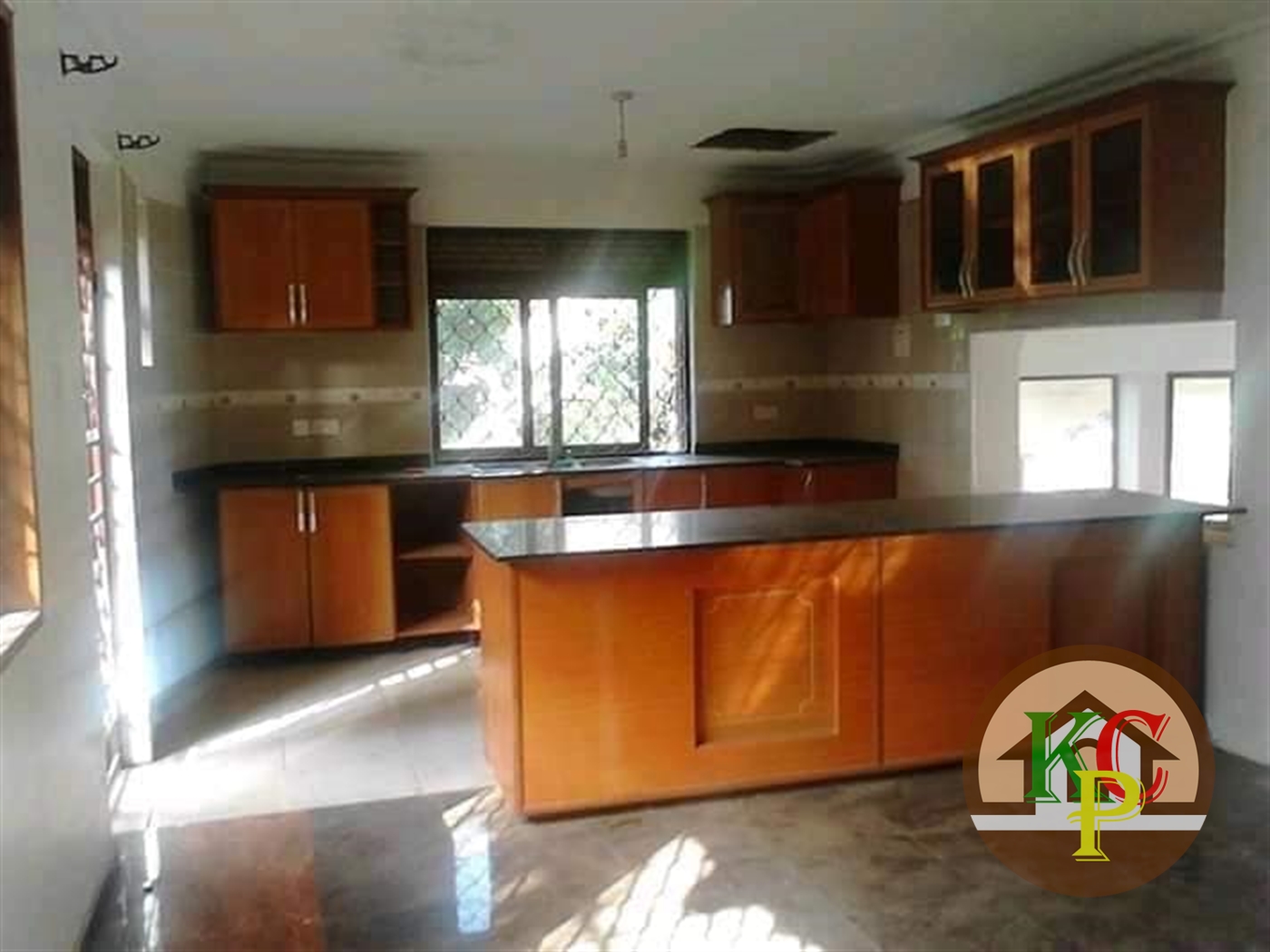 Villa for rent in Mbuya Kampala