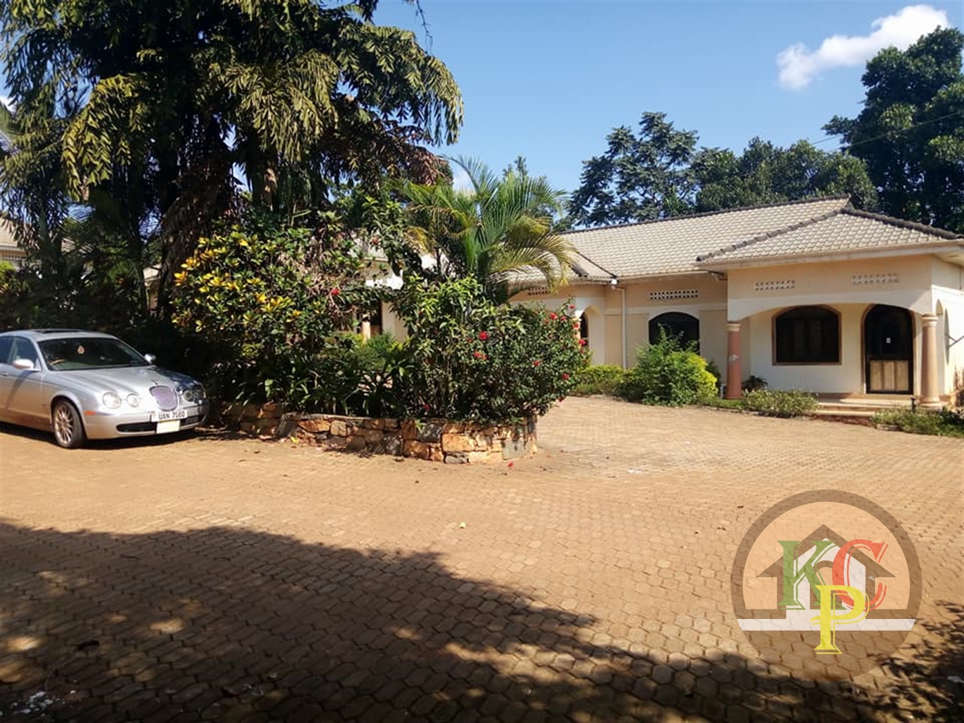 Semi Detached for rent in Bweyogerere Wakiso