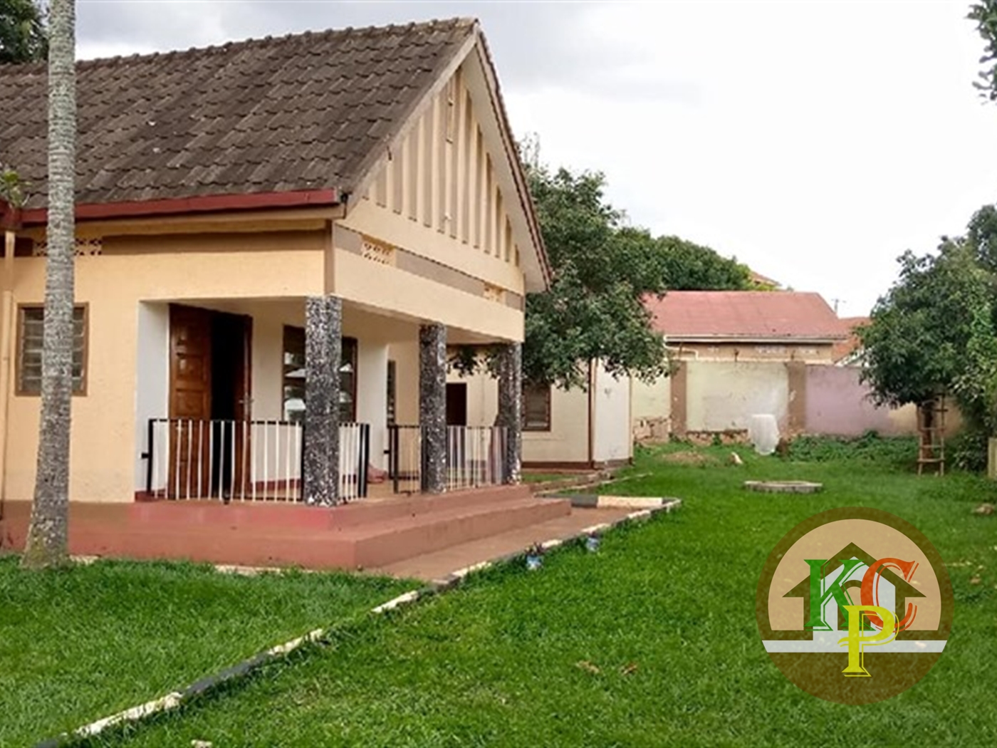 Bungalow for sale in Muyenga Kampala