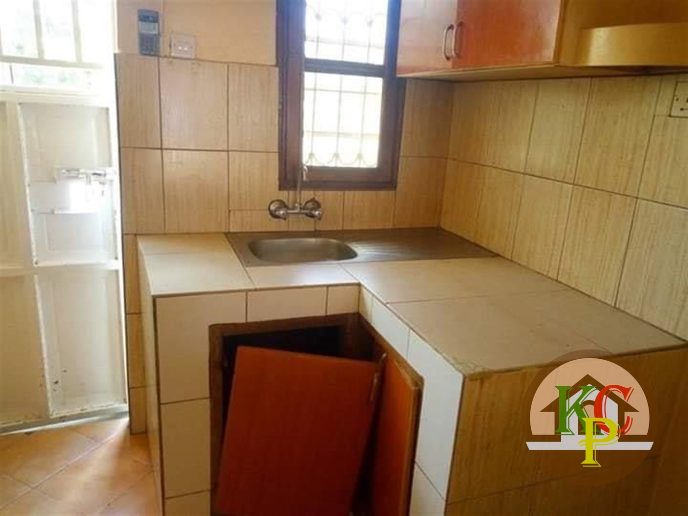 Semi Detached for rent in Mpererwe Kampala