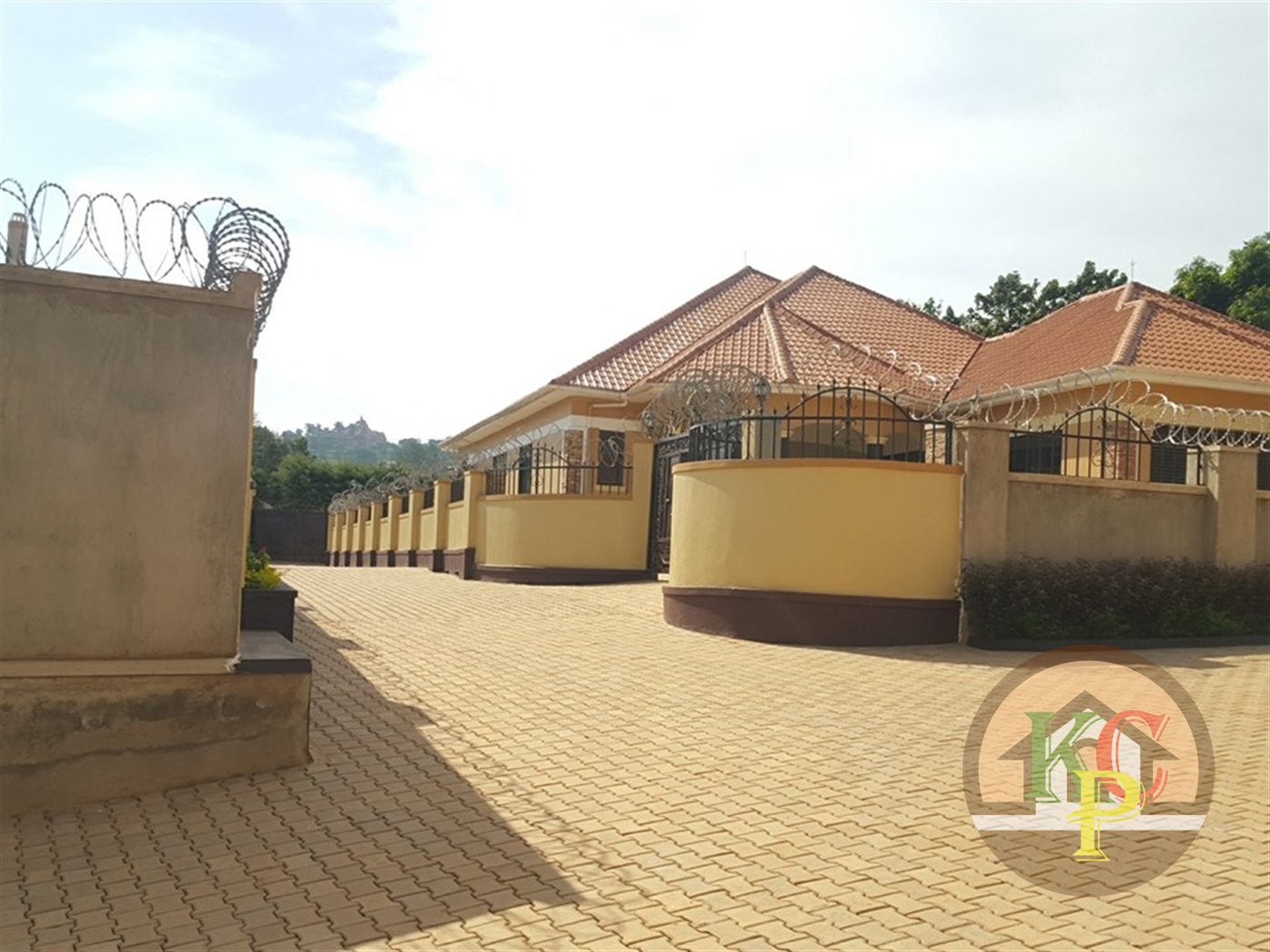 Semi Detached for rent in Mengo Kampala