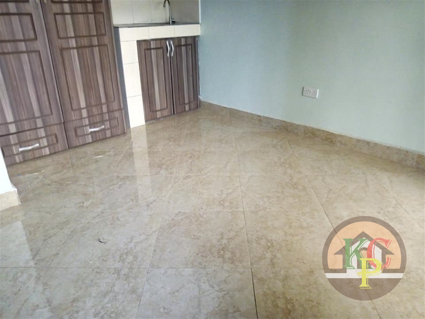 Studio for rent in Kisaasi Kampala