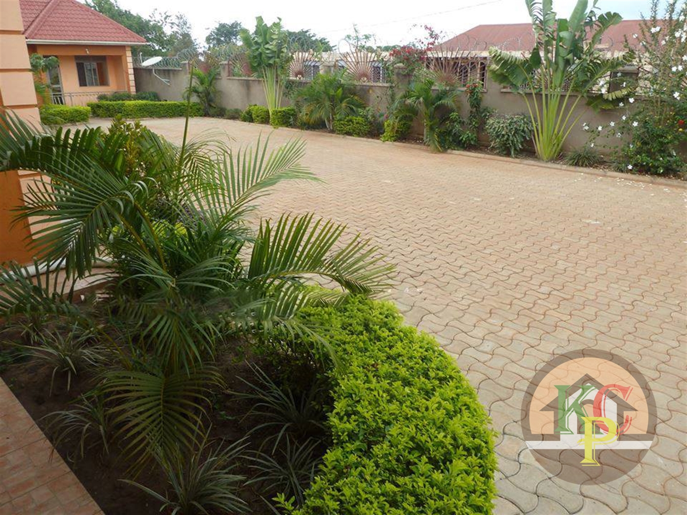 Semi Detached for rent in Najjera Kampala