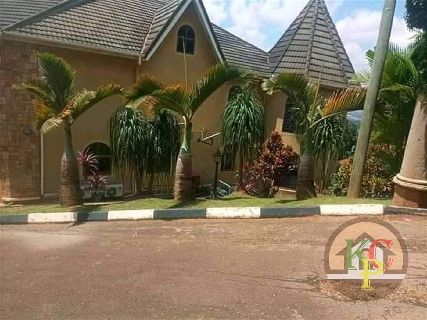 Maisonette for rent in Naguru Kampala