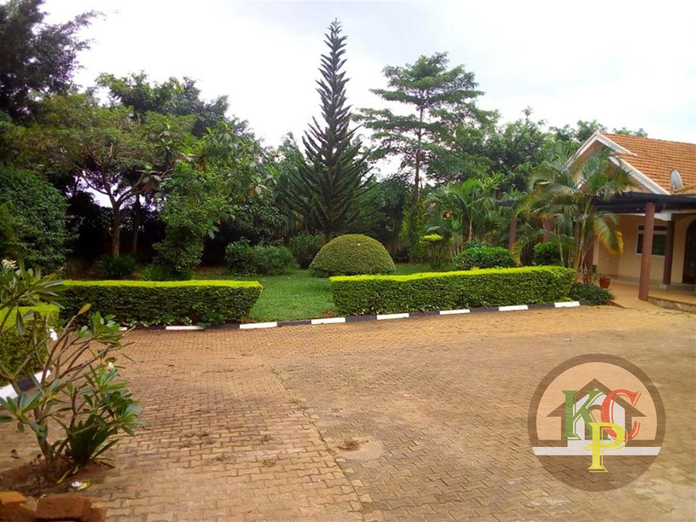 Bungalow for rent in Lubowa Wakiso