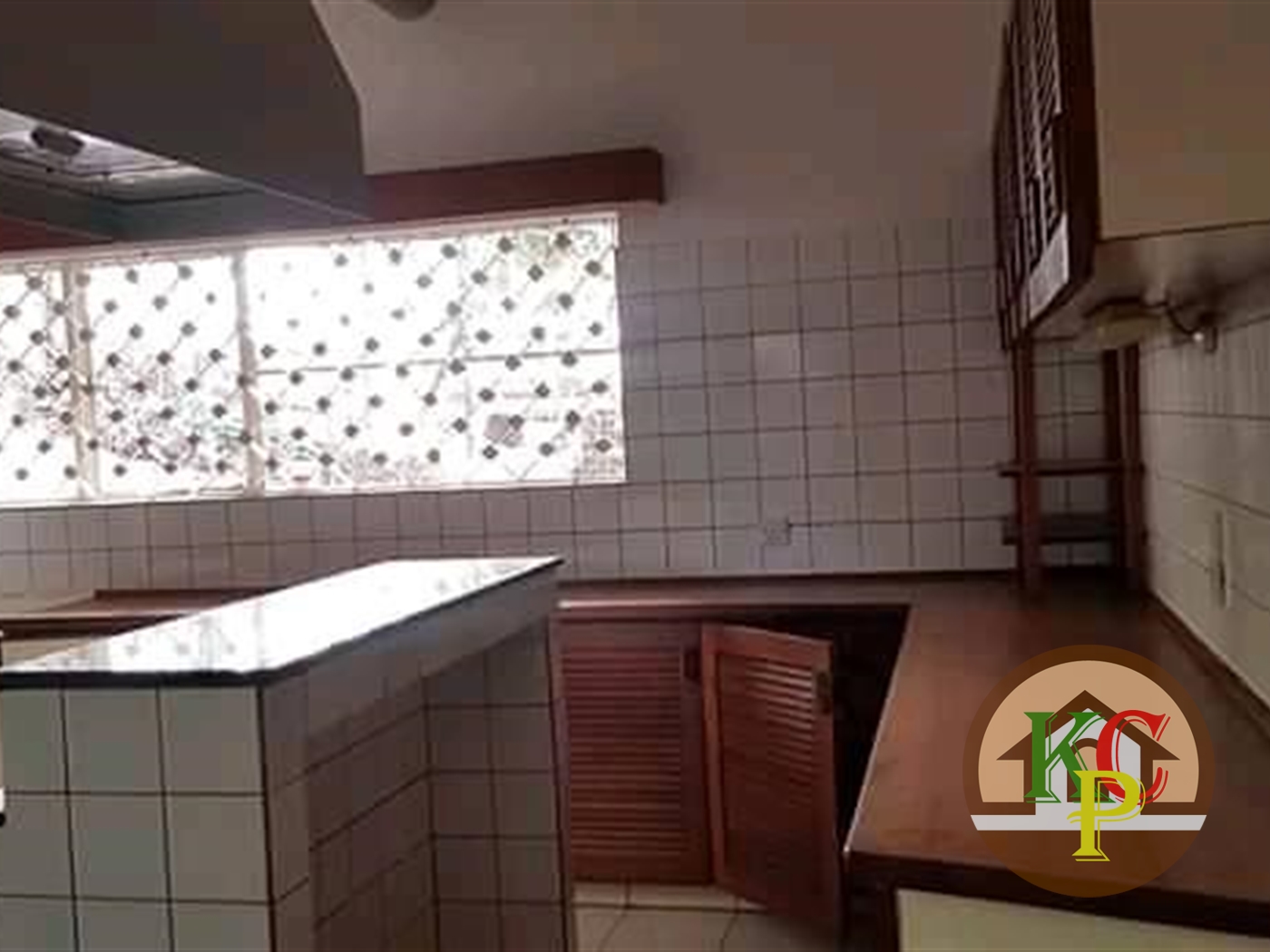 Mansion for rent in Kololo Kampala