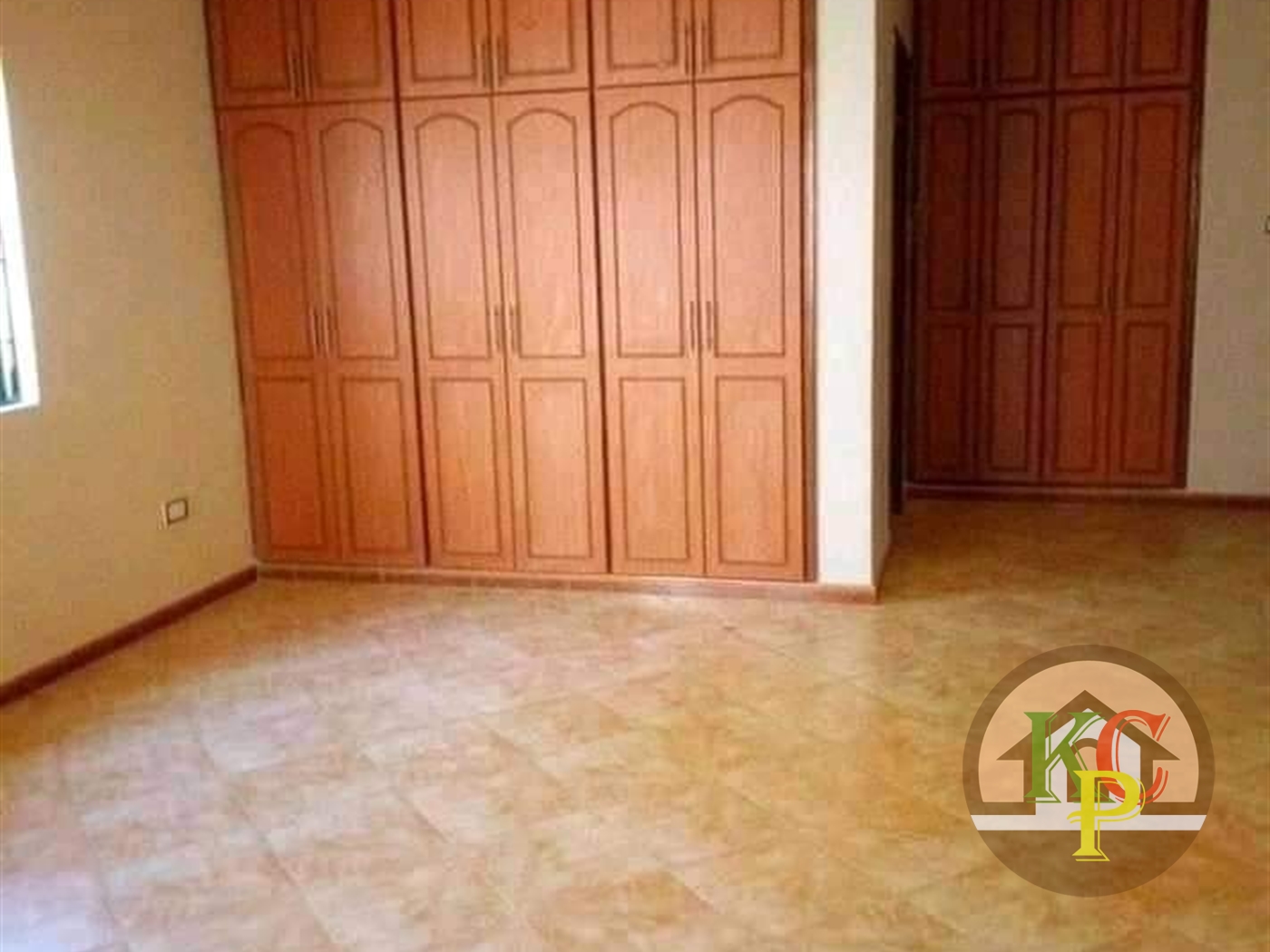 Apartment for sale in Mbalwa Wakiso