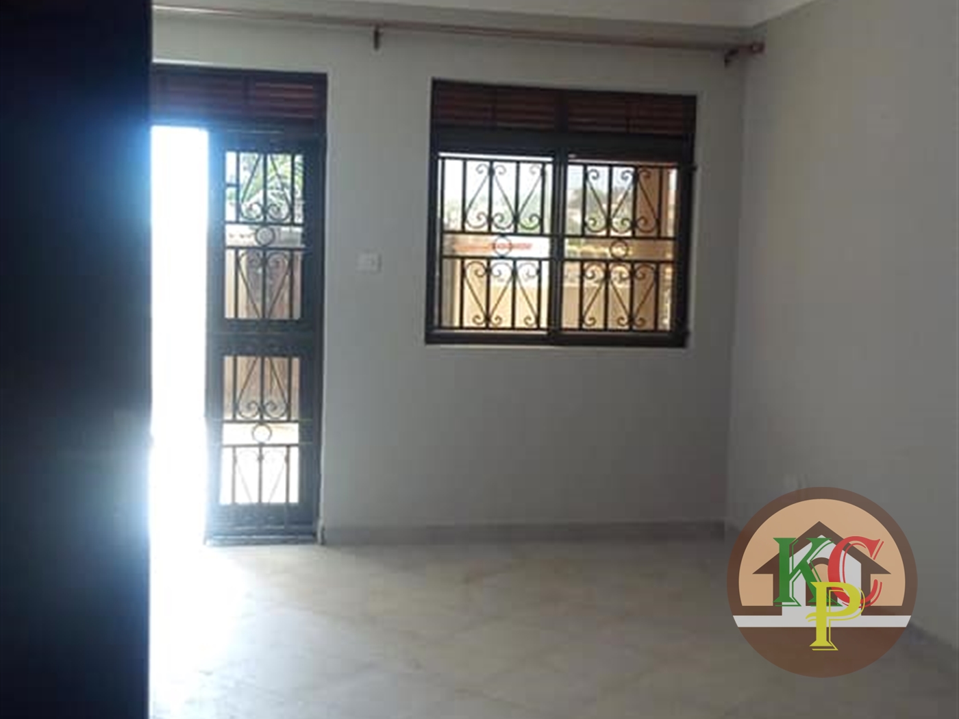 Semi Detached for rent in Mpererwe Kampala