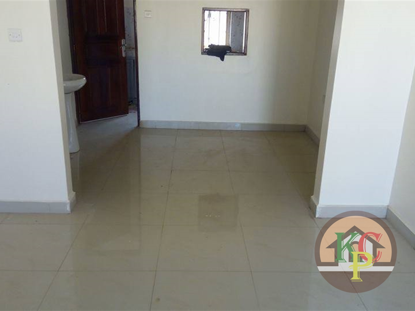 Semi Detached for rent in Bweyogerere Wakiso