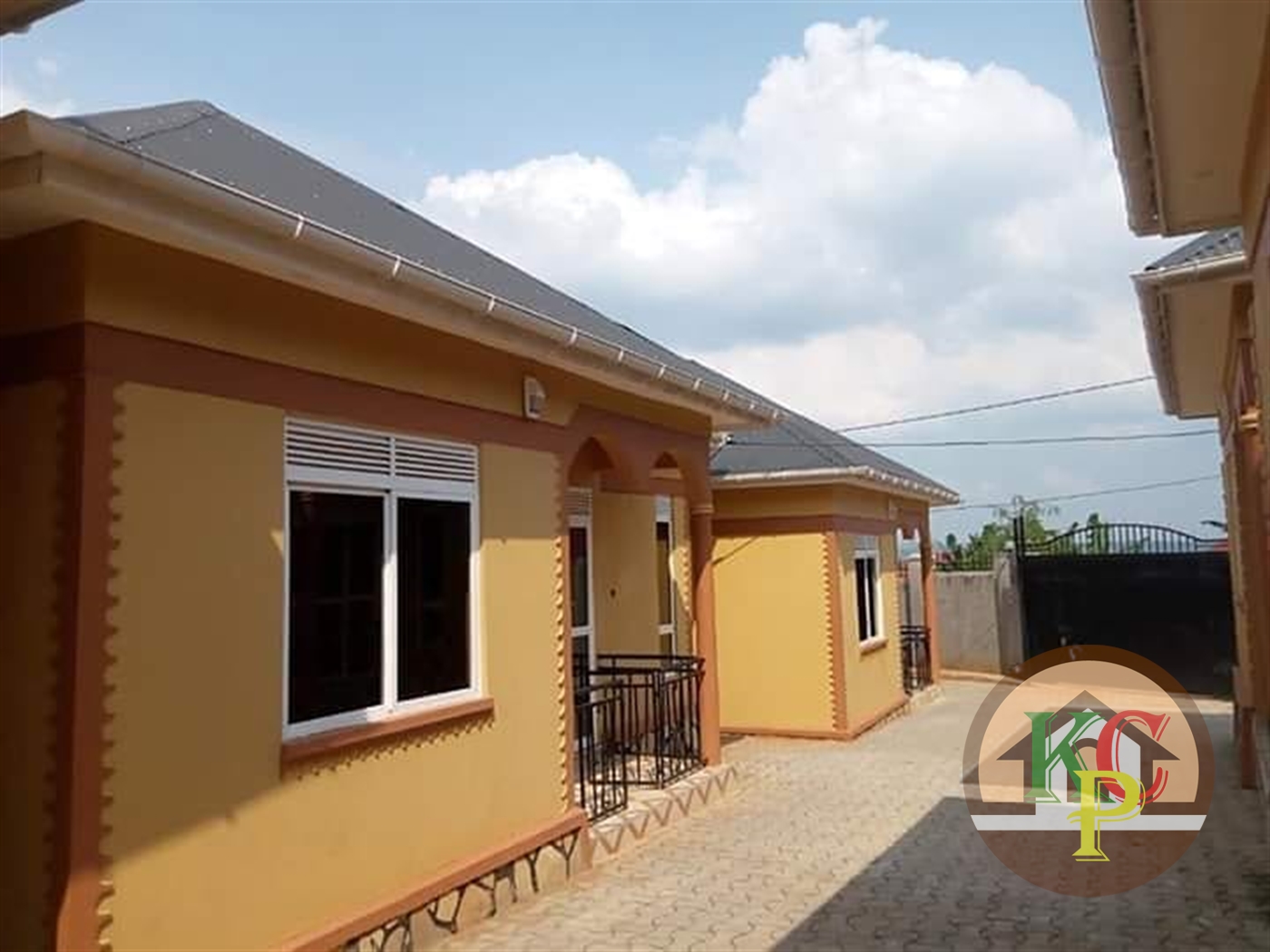 Semi Detached for rent in Bweyogerere Wakiso