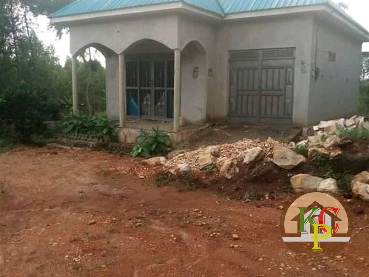 Shell House for sale in Kakiri Wakiso