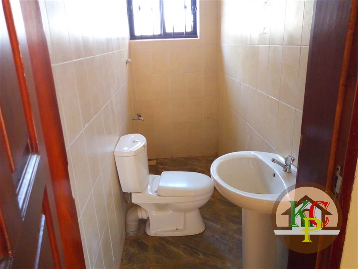 Duplex for rent in Najjera Kampala