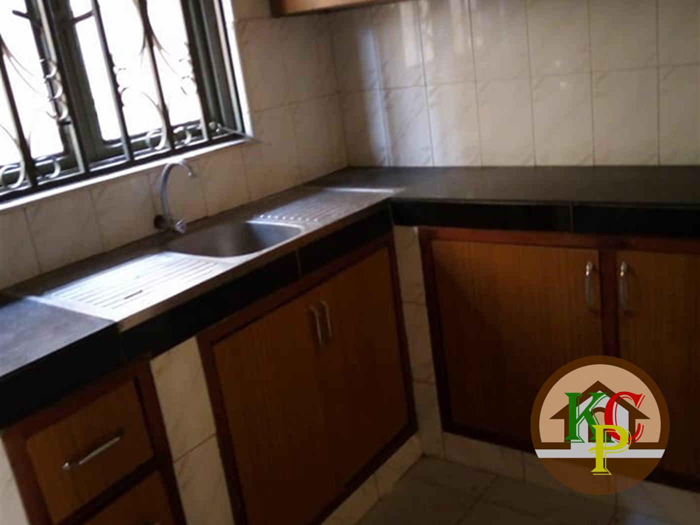 Semi Detached for rent in Bweyogerere Wakiso