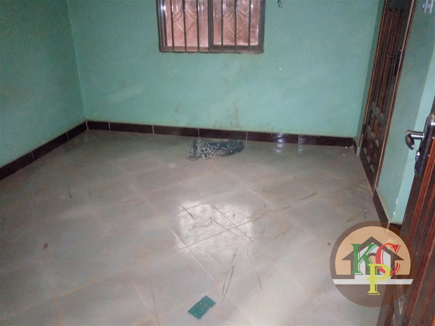 Semi Detached for rent in Bweyogerere Wakiso