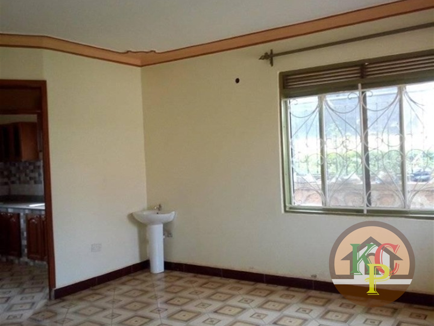 Semi Detached for rent in Mpererwe Kampala