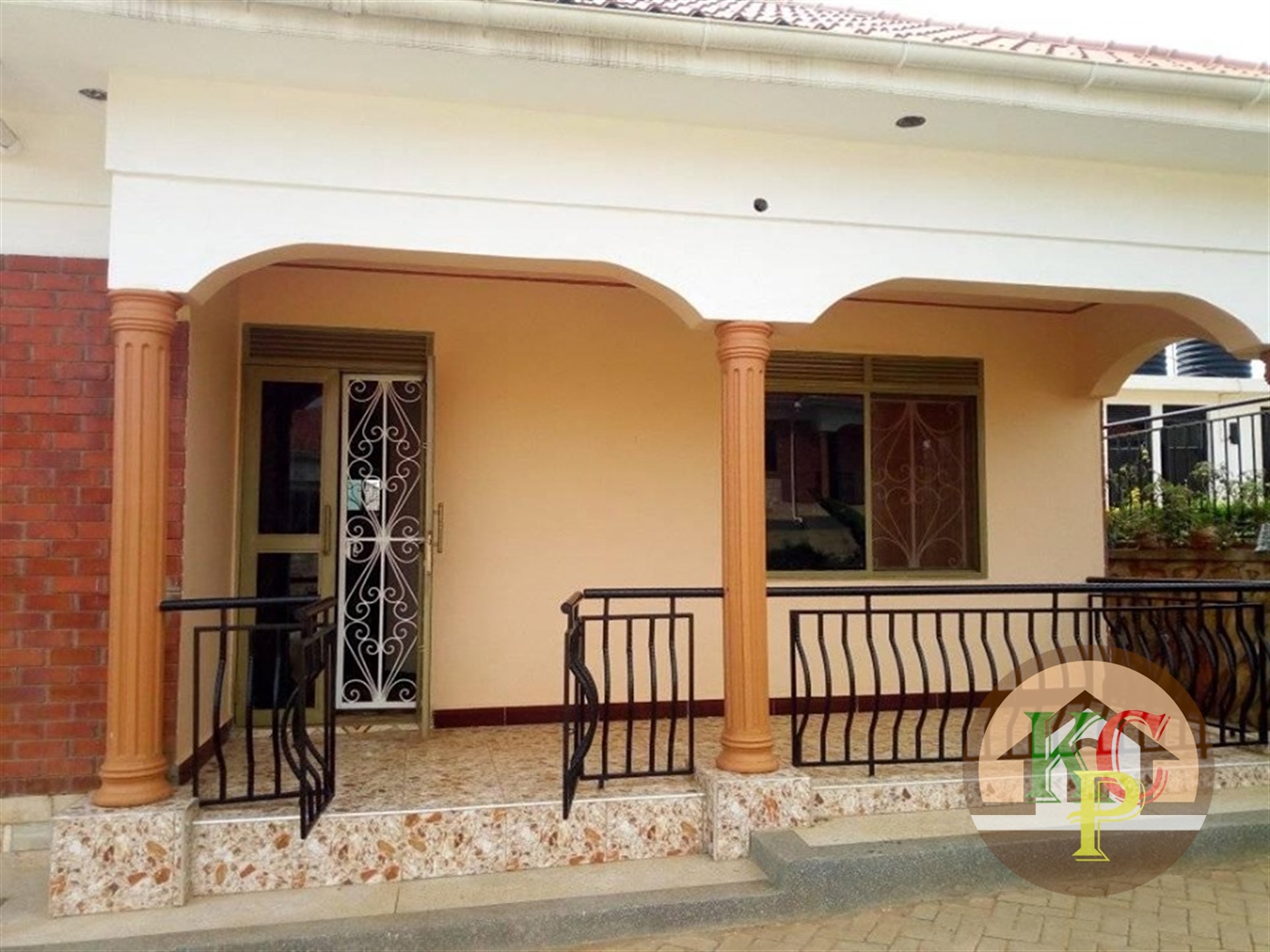 Semi Detached for rent in Mpererwe Kampala