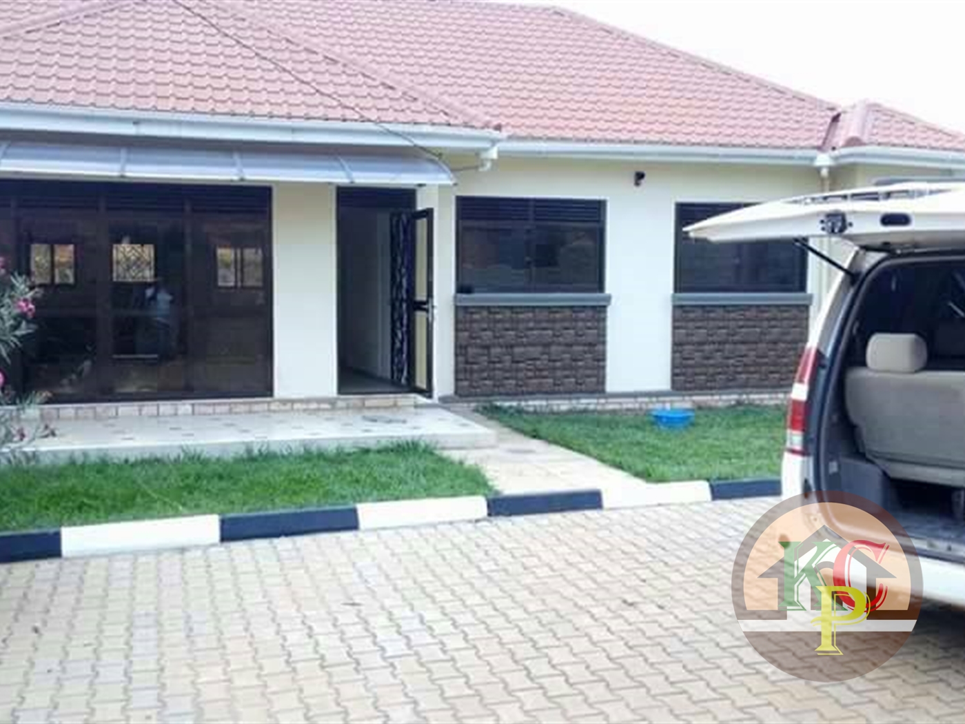 Bungalow for rent in Kira Wakiso