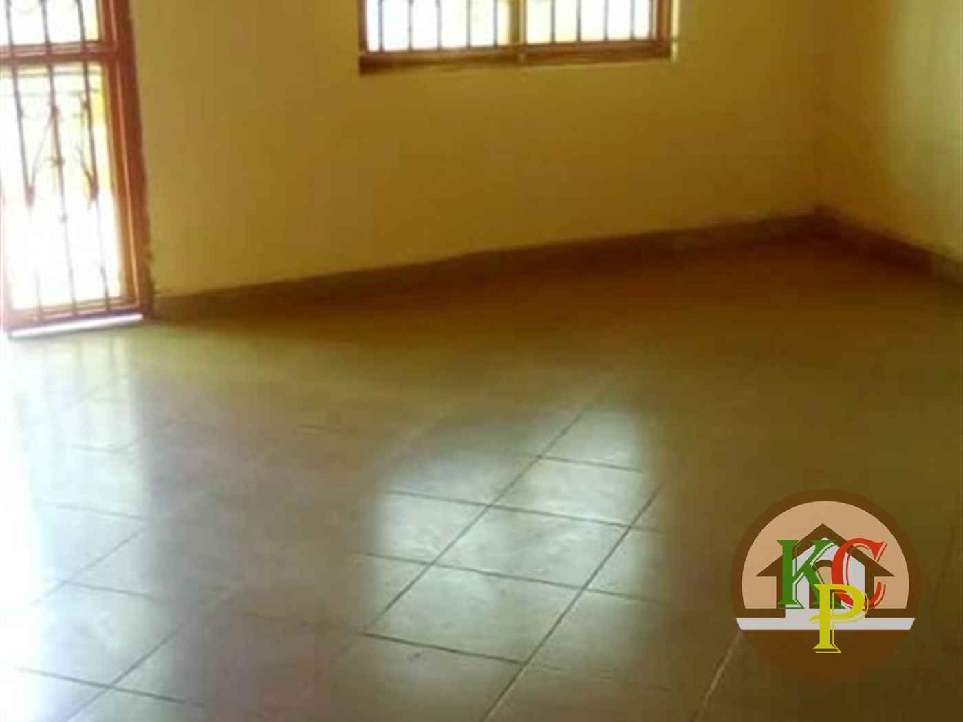 Semi Detached for rent in Mpererwe Kampala