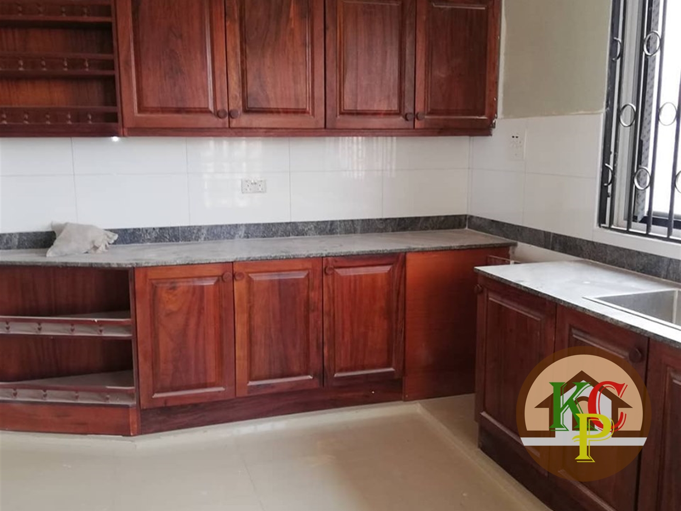 Apartment for rent in Kiwaatule Kampala