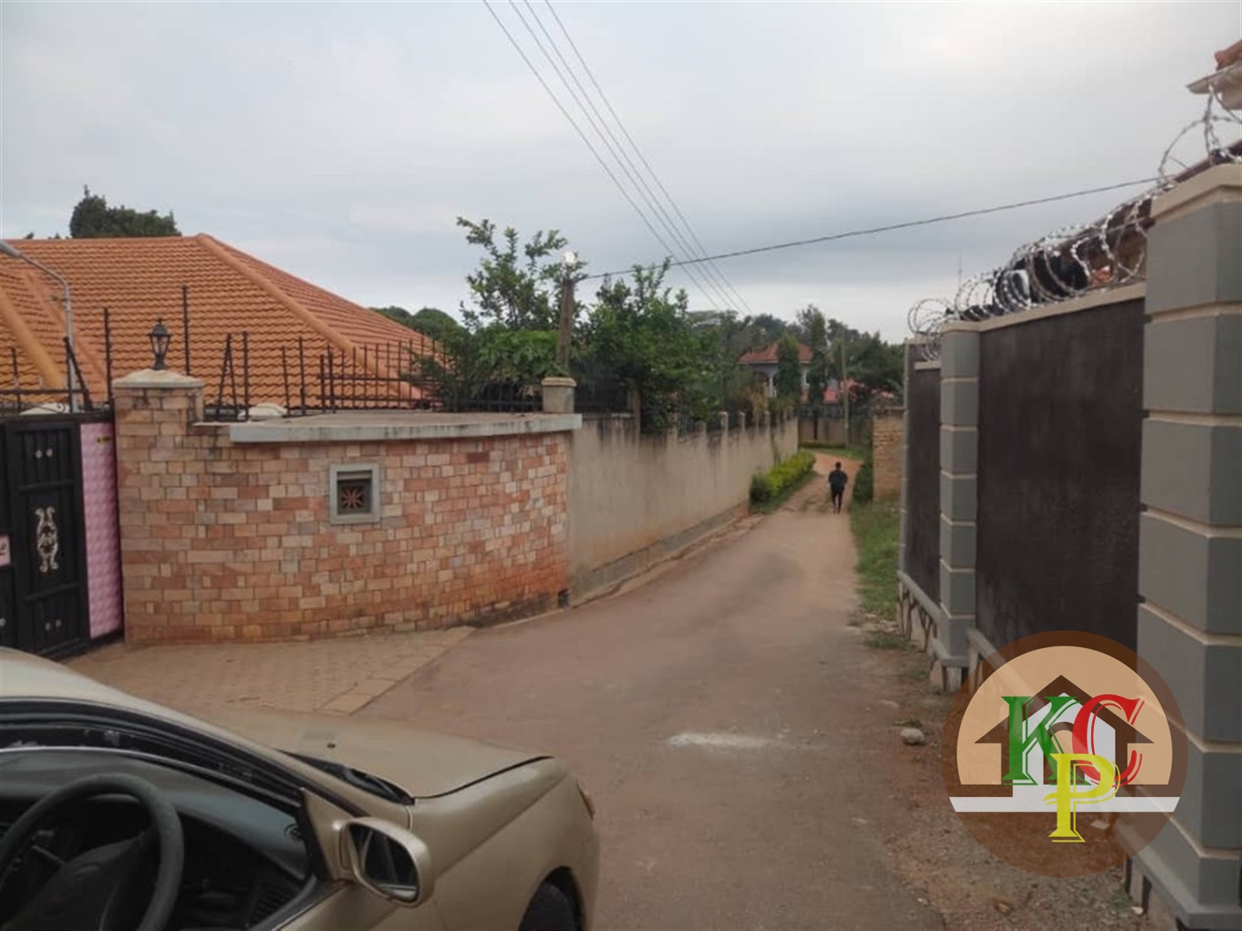 Mansion for sale in Munyonyo Kampala