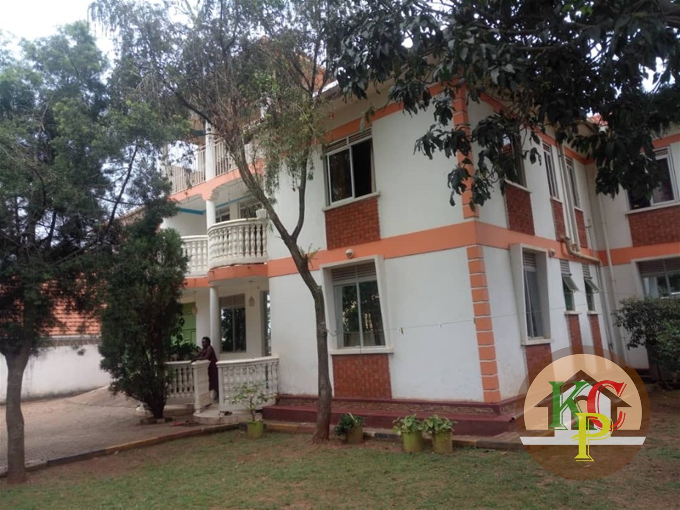 Mansion for sale in Munyonyo Kampala